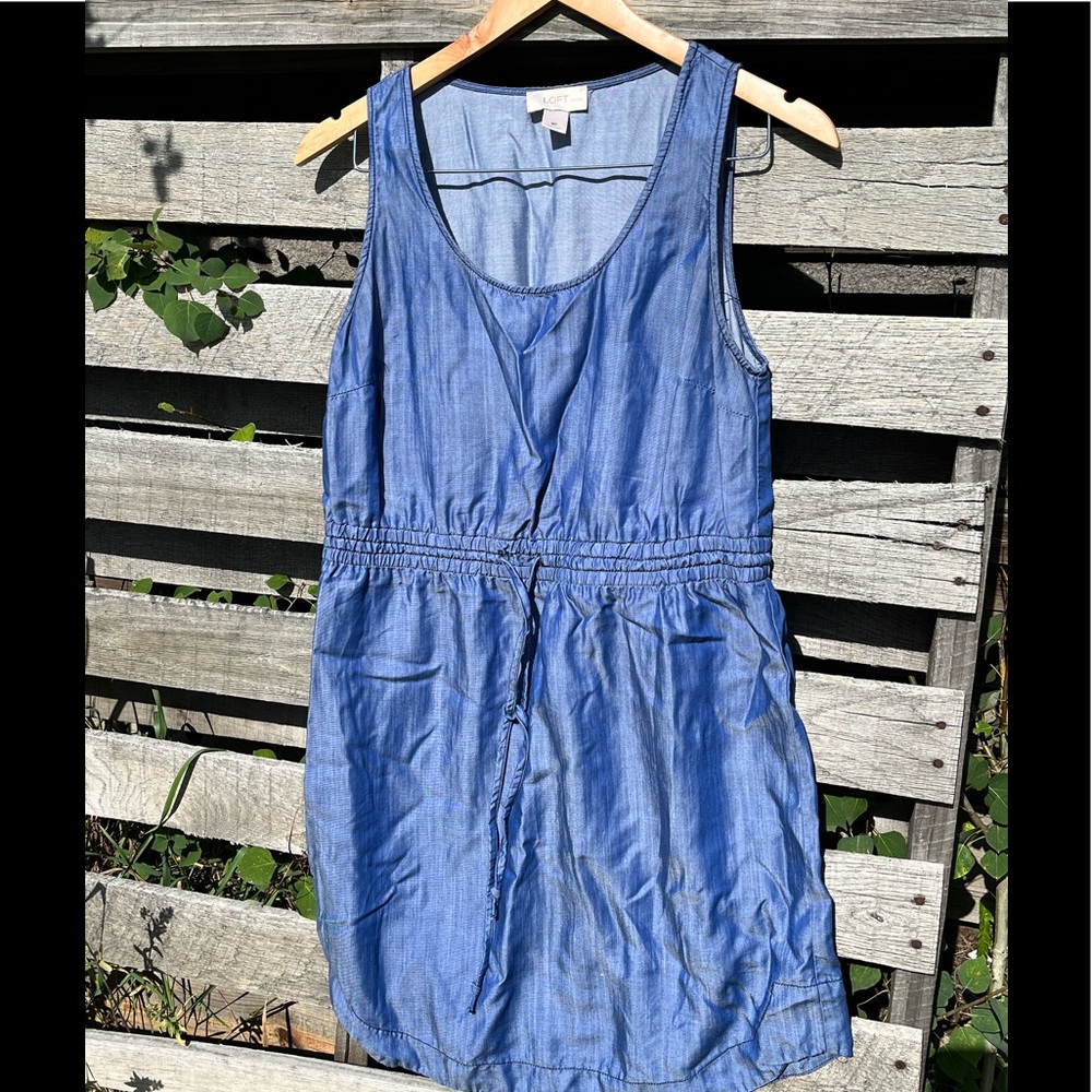Ann Taylor Loft Chambray Sleeveless Dress Like New